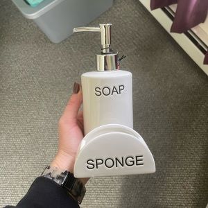Soap dispenser